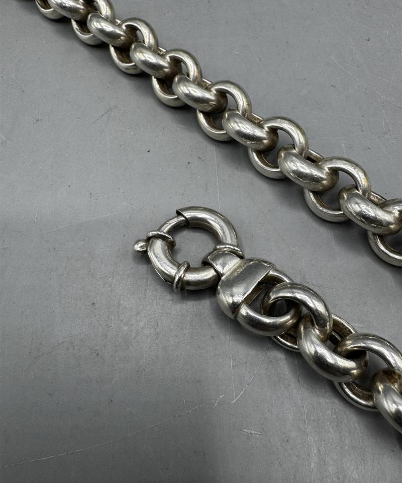 Hopeoitu kaulaketju ja ranneketju