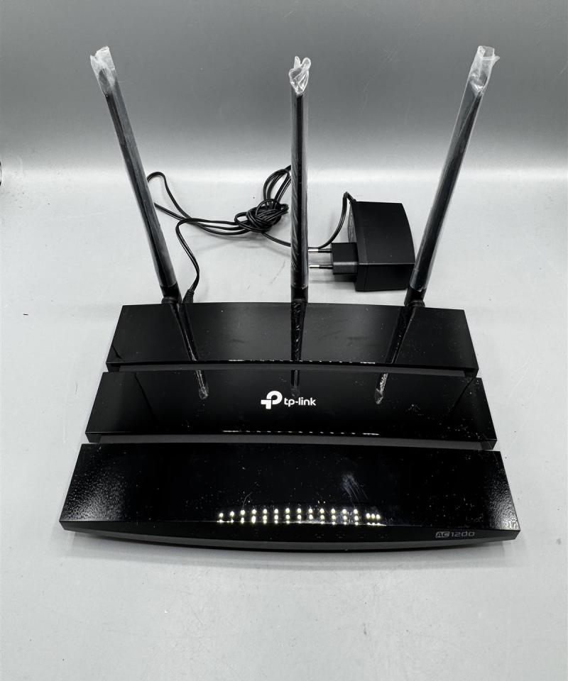 TP-Link Archer VR400 AC1200 reititin