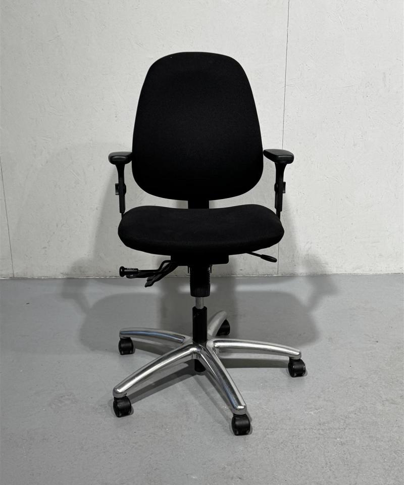 Officeline työtuoli musta