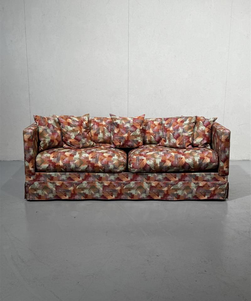 Sohva 2 istuttava, monivärinen