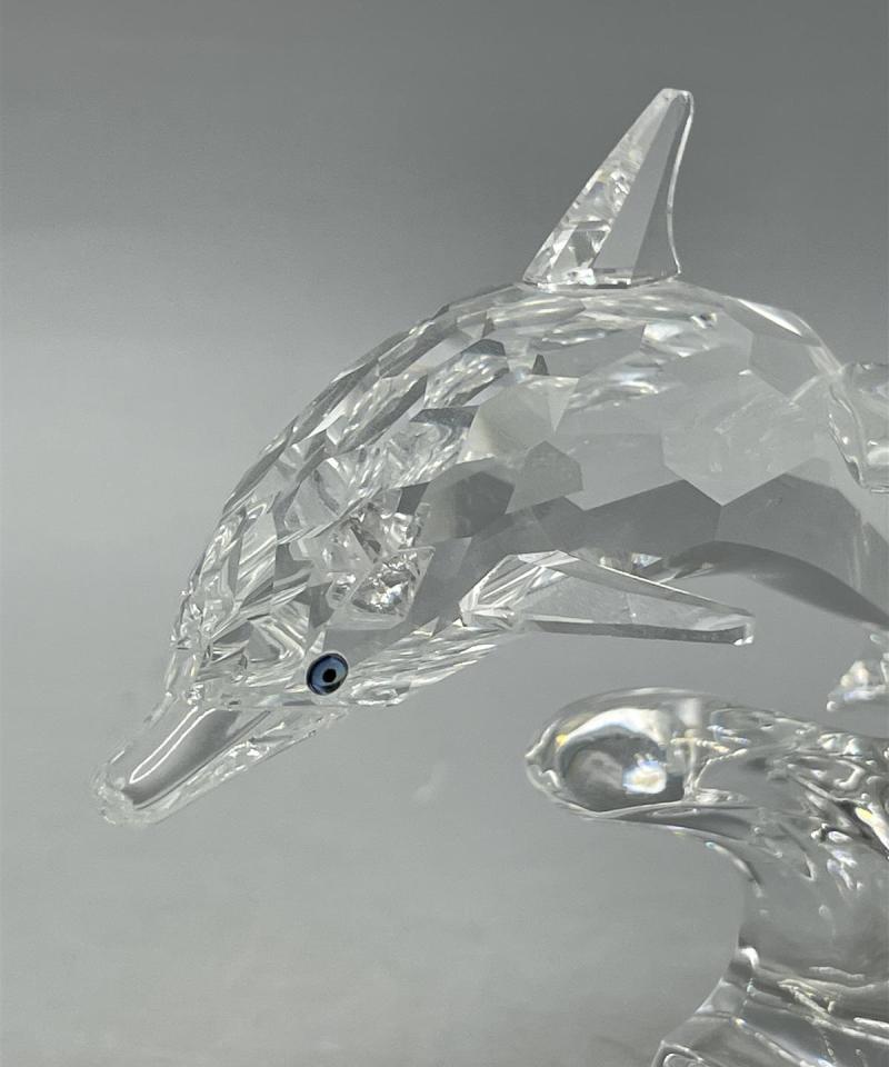 Swarovski kristalli delfiini figuuri