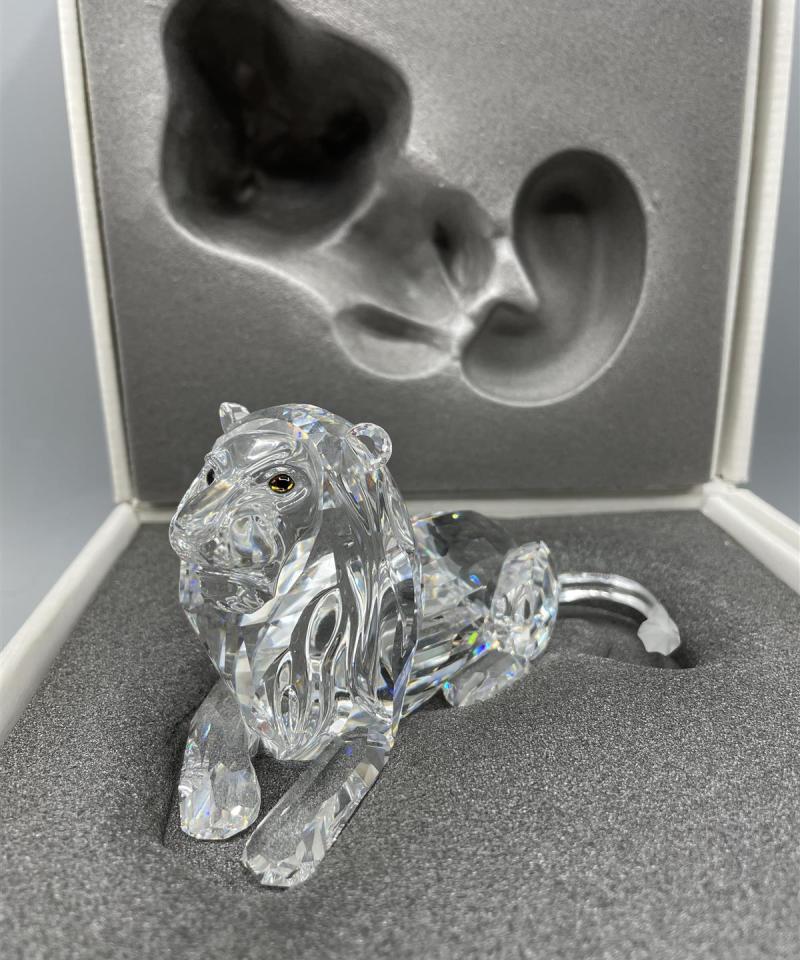 Swarovski ”Inspiraatio Afrikka 1995” kristalli leijona