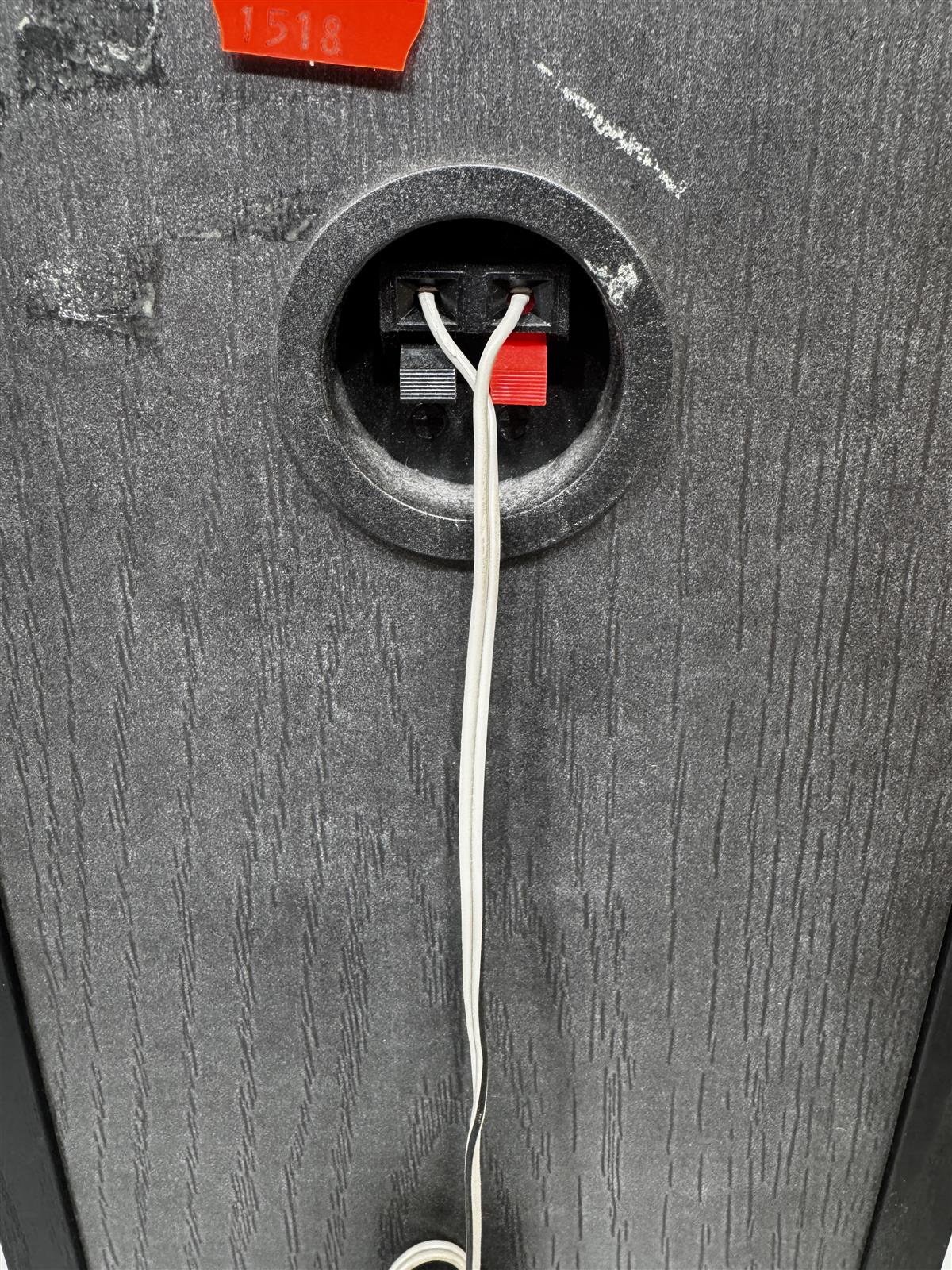 Schneider 3-tie kaiuttimet (2kpl)