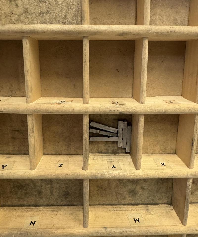 Kasti lokerikko koristeille