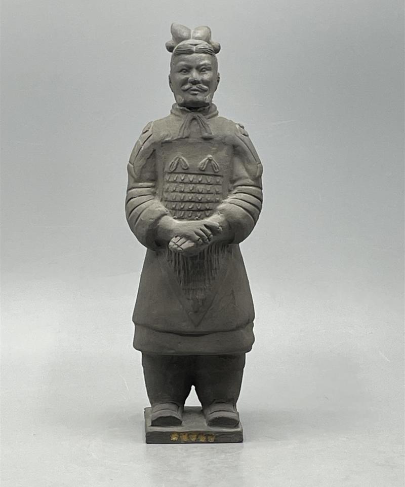 Terrakotta-soturi figuuri