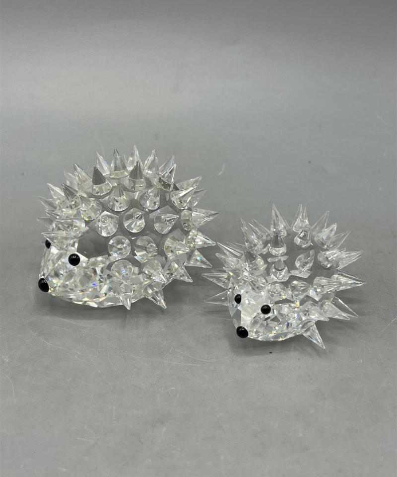 Swarovski kristalli siili figuuri 2kpl