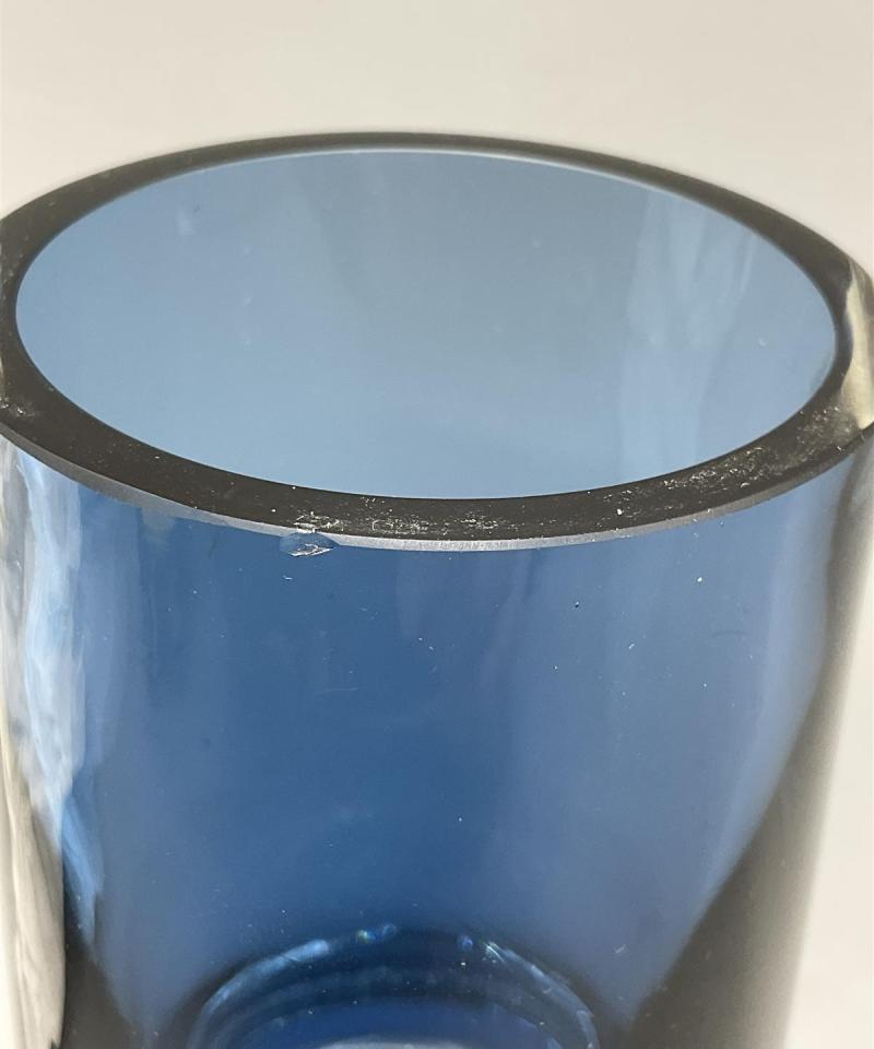 Iittala 3581 maljakko sininen; Tapio Wirkkala