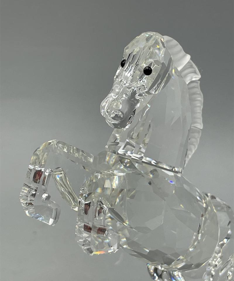 Swarovski kristallihevonen figuuri
