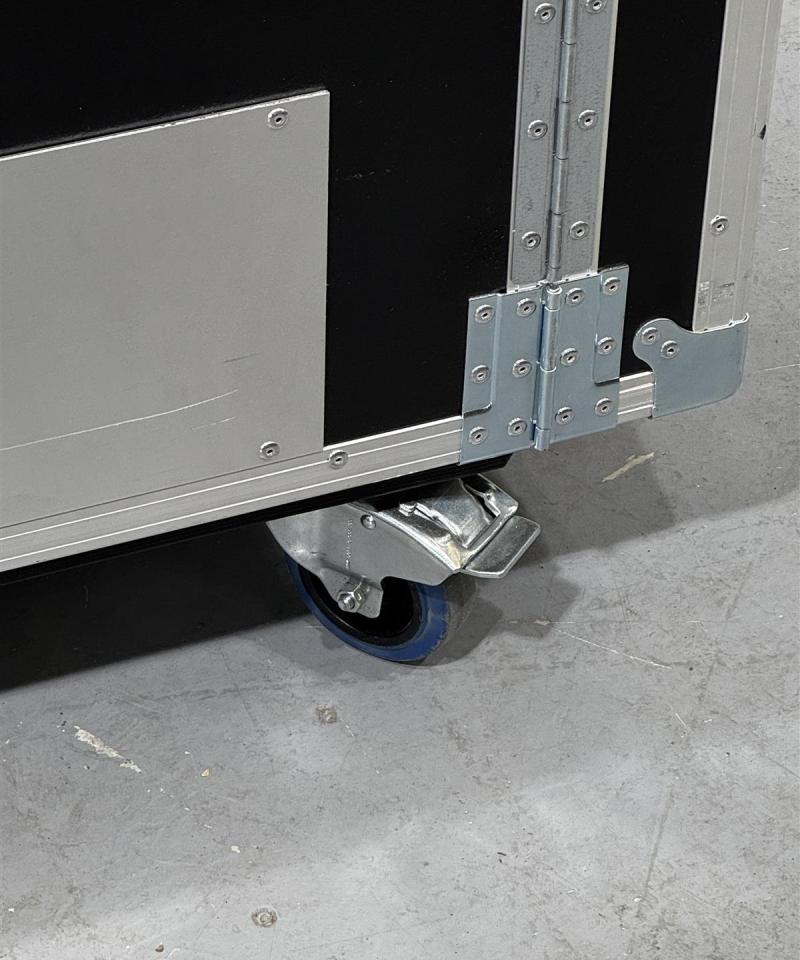 Penn Elcom kuljetuslaatikko