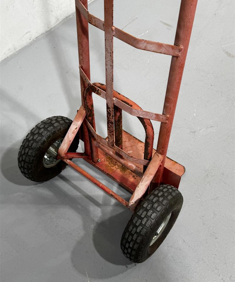 Nokkakärryt oranssi