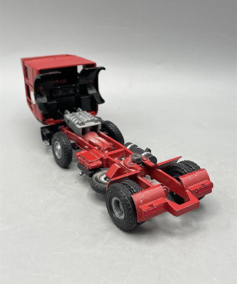 Mercedes-Benz Hoyer säiliörekka pienoismalli