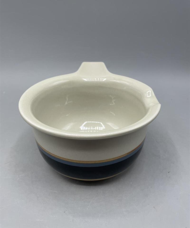 Arabia Taika kastikekaadin, Inkeri Seppälä