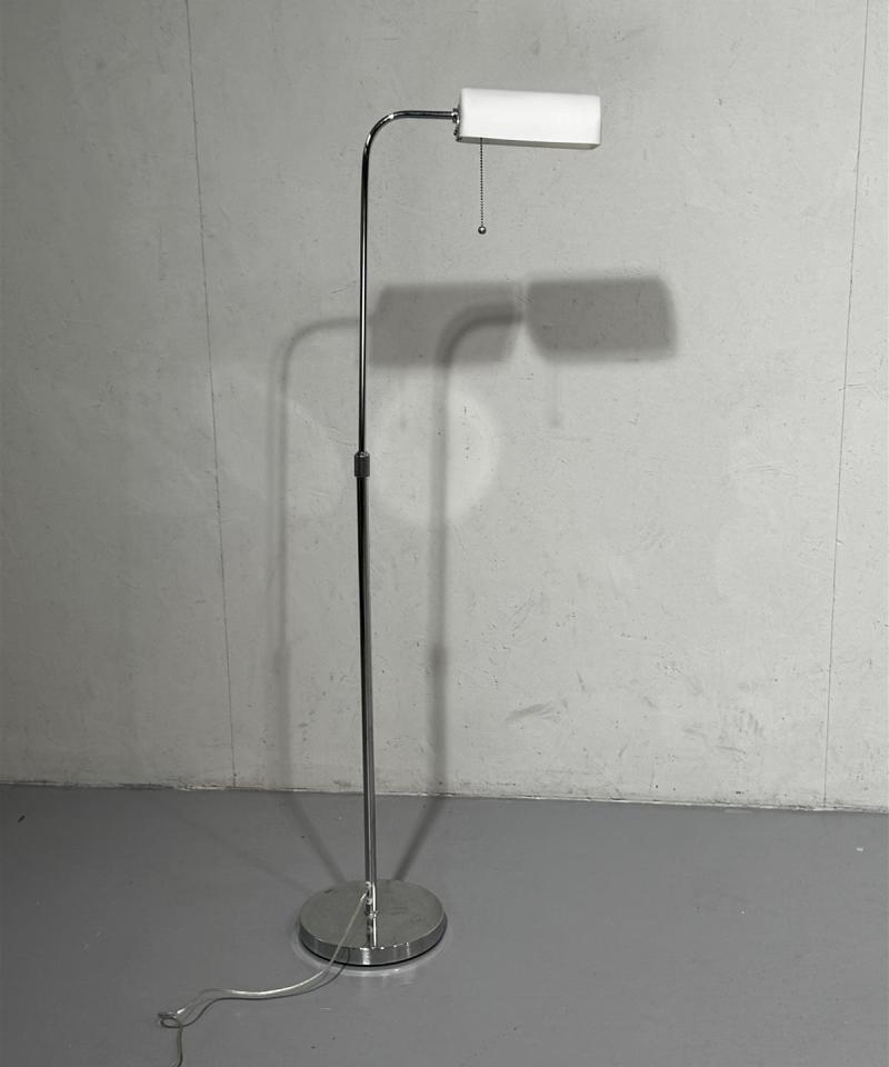 LampGustaf lattiavalaisin