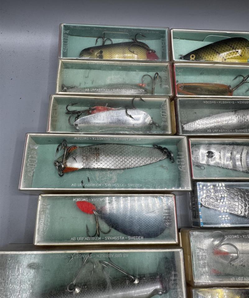 Viehesetti ja tarvikkeita