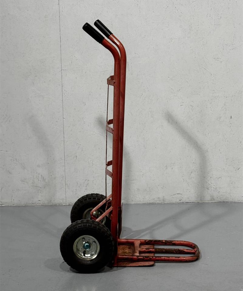 Nokkakärryt oranssi