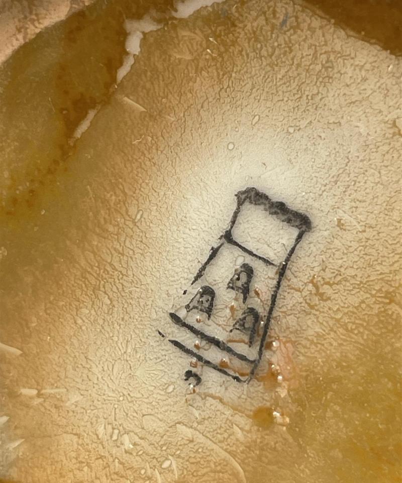 Arabia ”loistomarmori” maljakko, AAA-tornileima