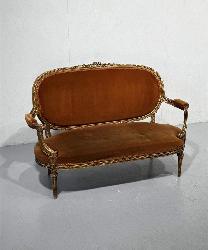 Vintage rokokoo sohva 2 istuttava