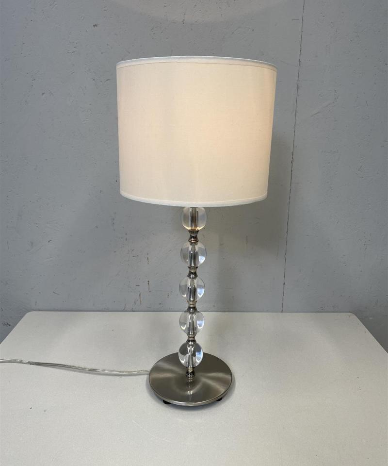 Massive pöytävalaisin