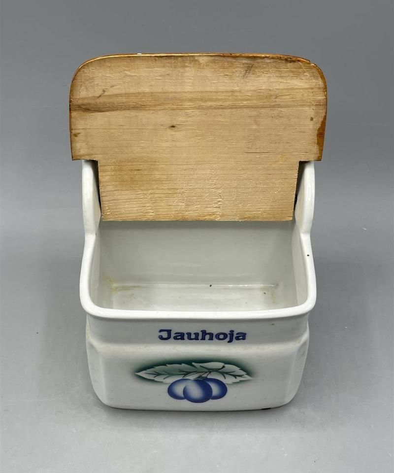 Arabia Luumu Jauhoja salkkari, piippuleima