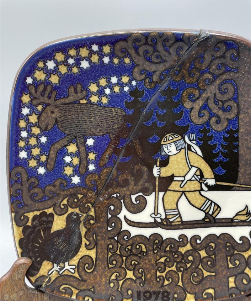 Arabia Kalevala vuosilautaset koko sarja 1976-1999