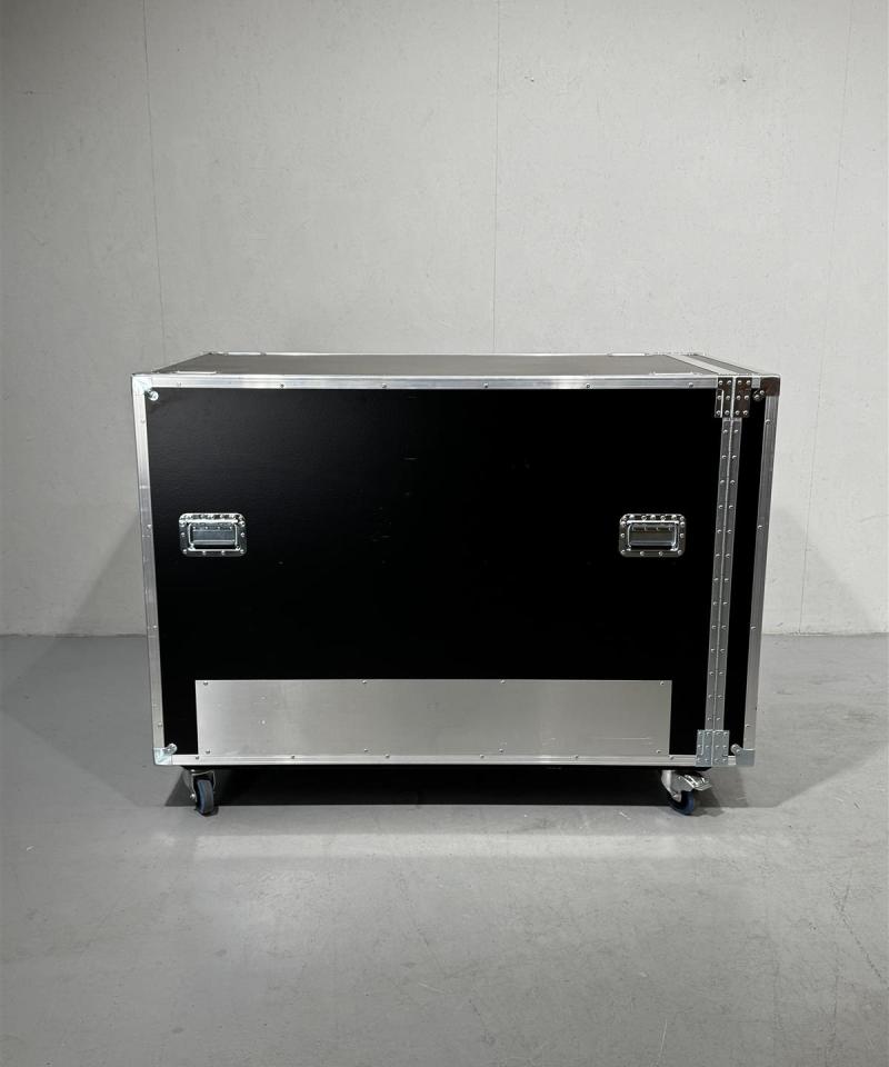 Penn Elcom kuljetuslaatikko