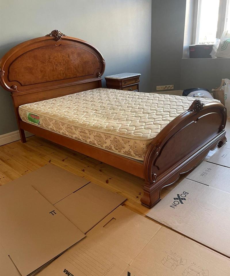 Rokokoo sänky 150x200