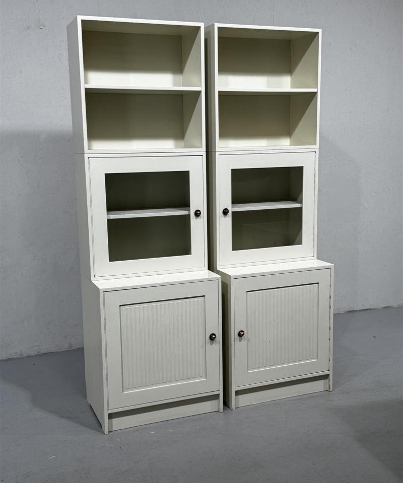 Vintage hyllykkö kaapeilla (6 moduulia)