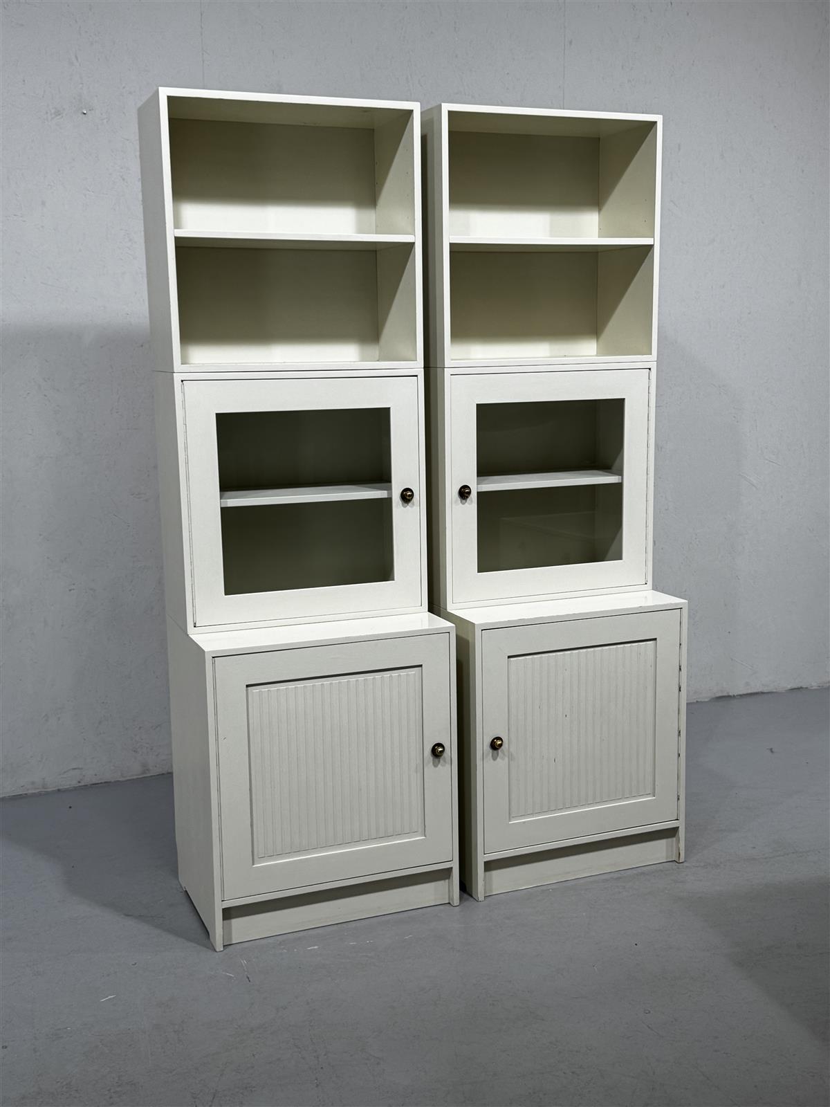 Vintage hyllykkö kaapeilla (6 moduulia)