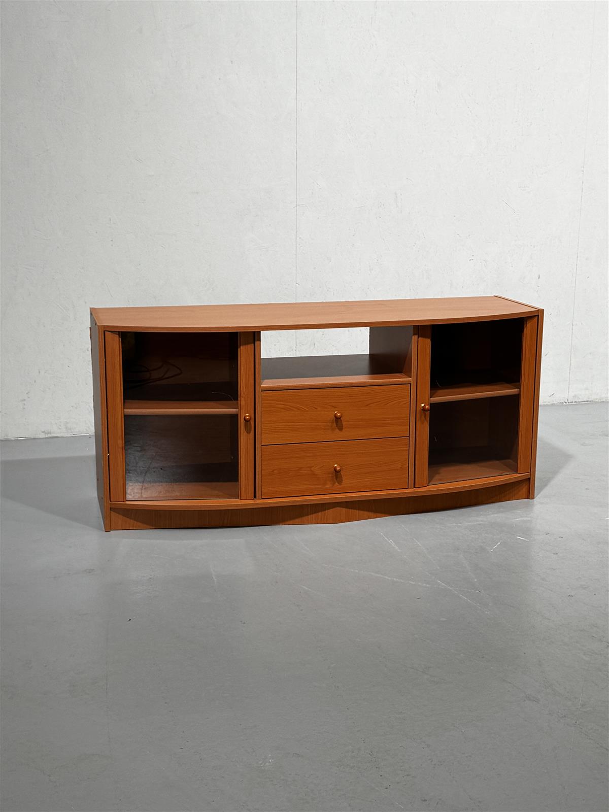 TV-taso 133cm ruskea