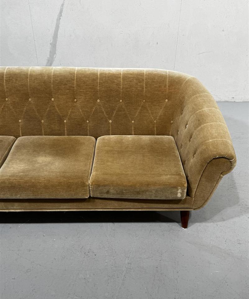 Vintage samettisohva oliivinvihreä