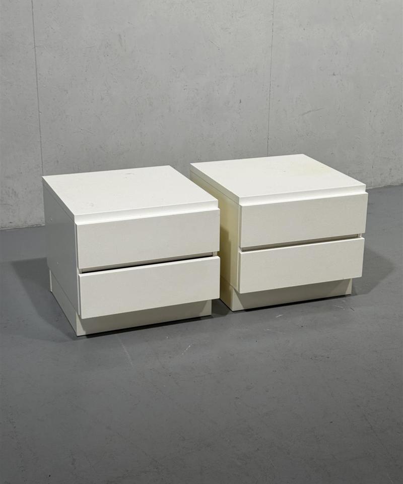 Muurame yöpöydät (2kpl)