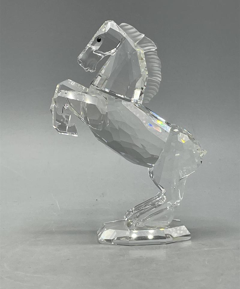 Swarovski kristallihevonen figuuri
