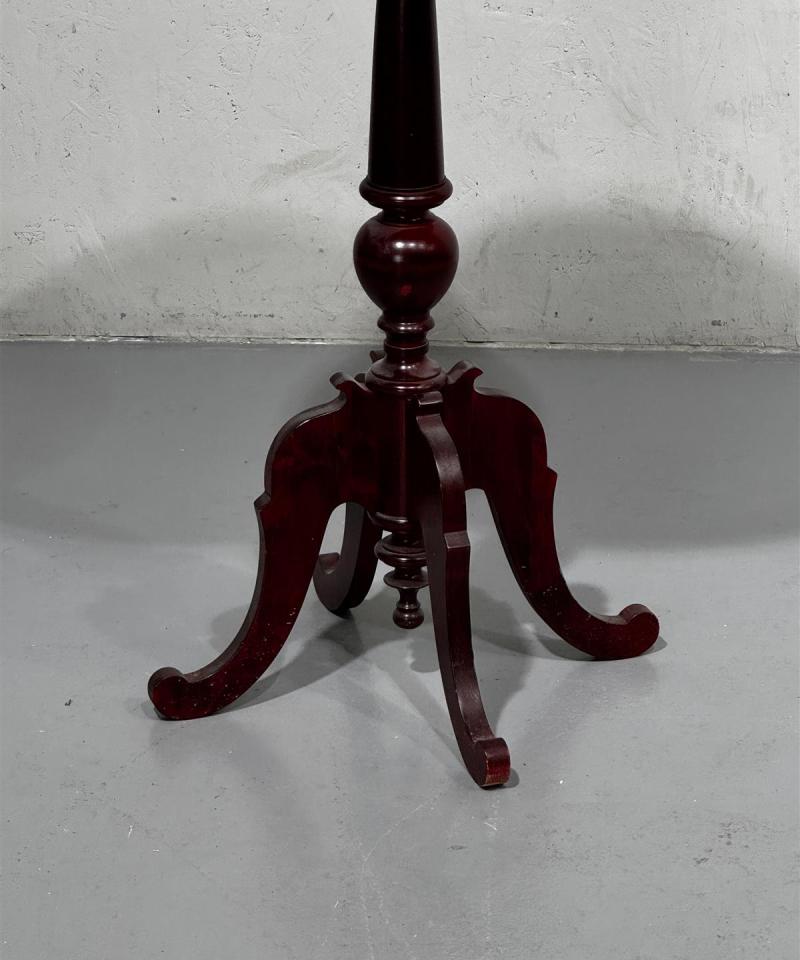 Pyöreä sivupöytä 50cm