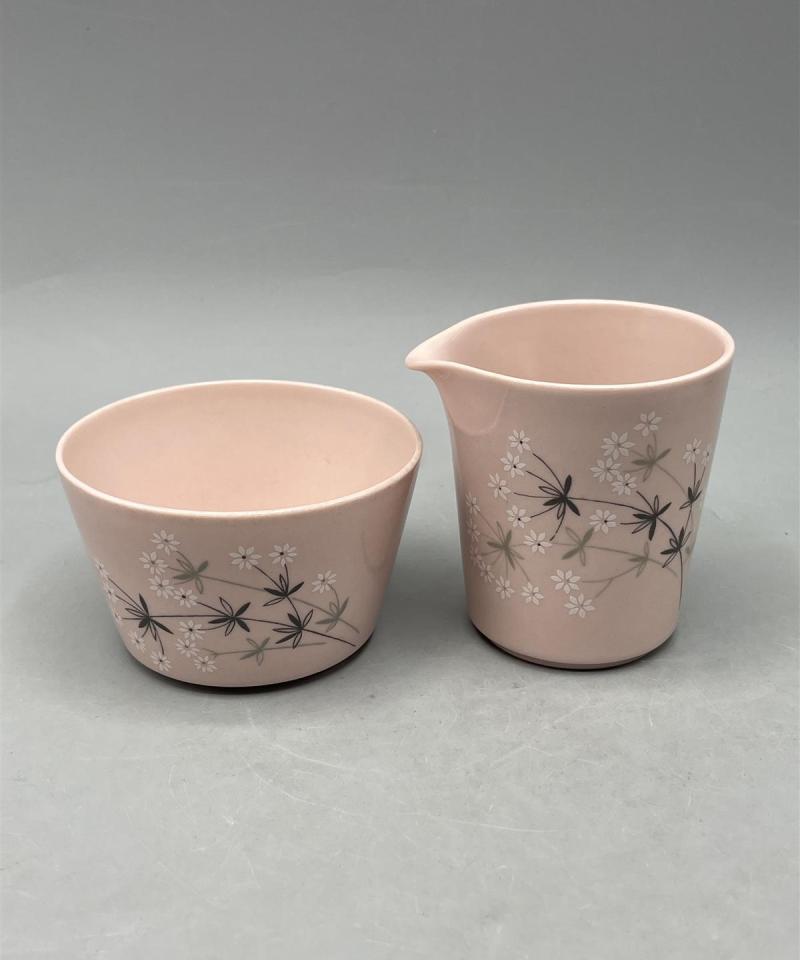 Arabia Lumikukka sokerikko ja kermakko, Raija Uosikkinen