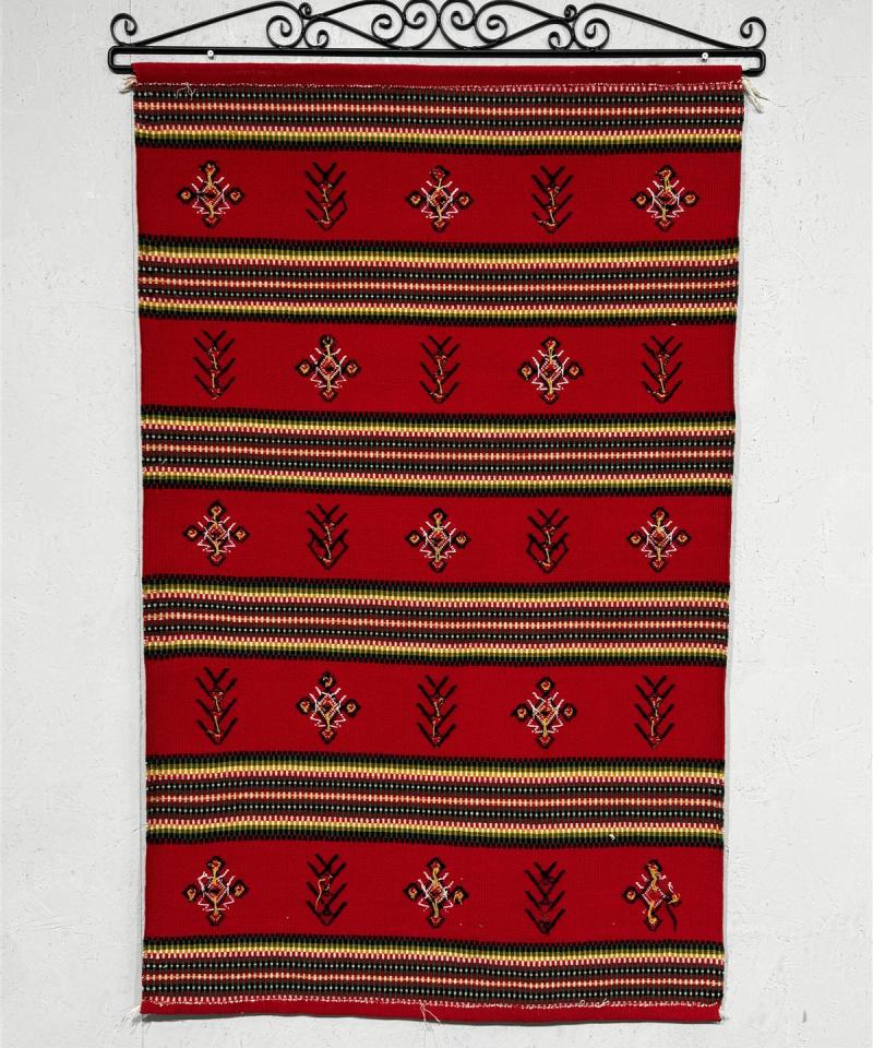 Karjalan raanu seinävaate