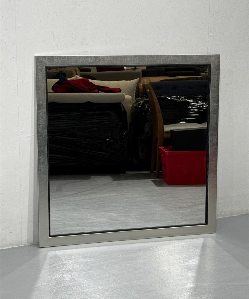 Seinäpeili 110x110 koristekehys hopea