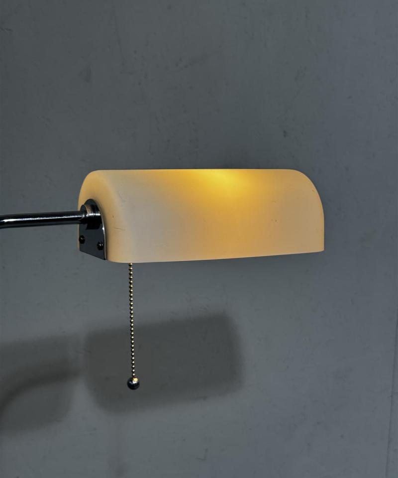 LampGustaf lattiavalaisin