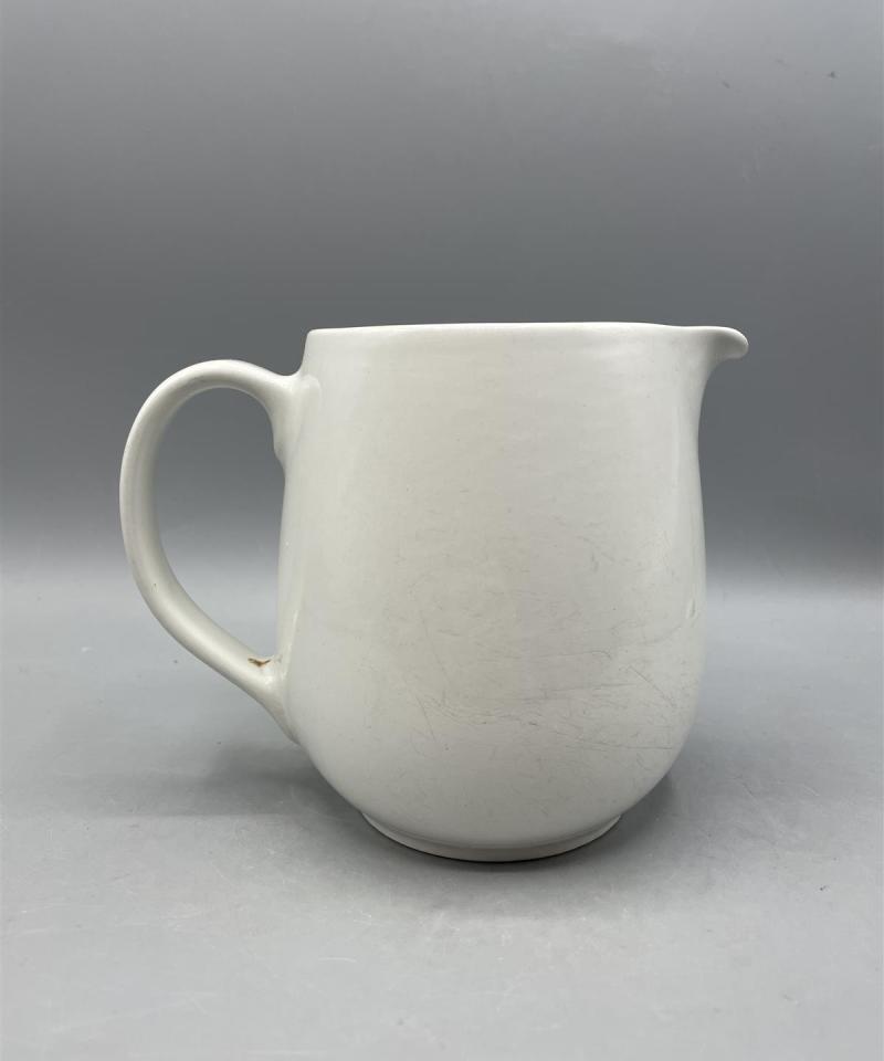 Arabia valkoinen maitokannu kaadin