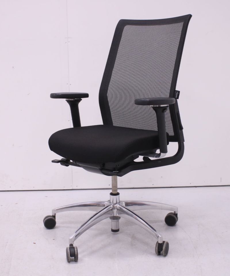 Wagner Ergomedic työtuoli, musta