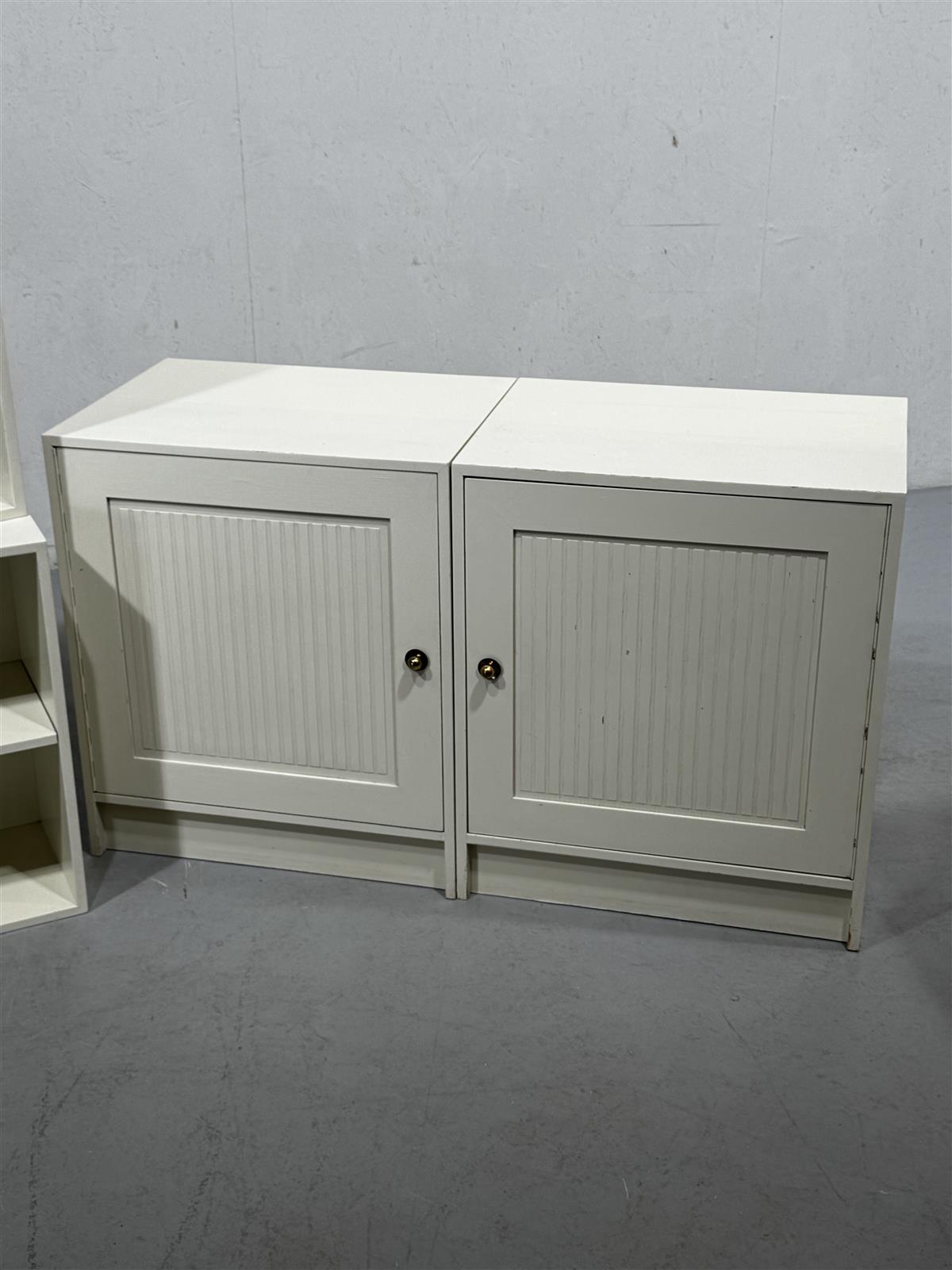 Vintage hyllykkö kaapeilla (6 moduulia)