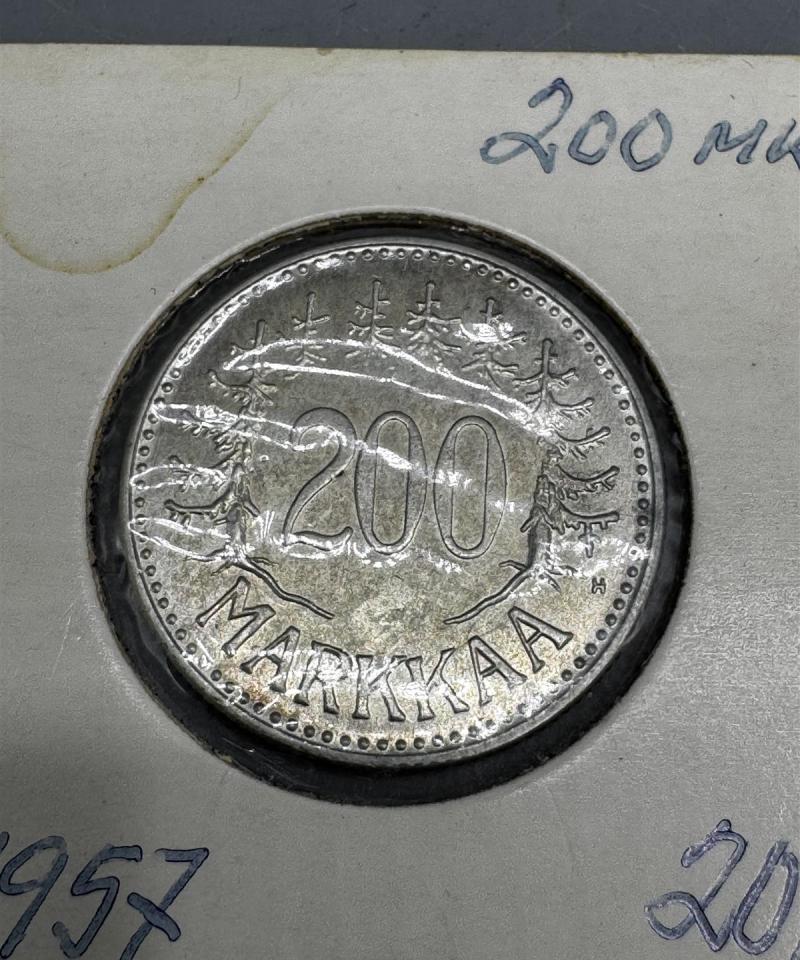 Suomen Tasavalta 200 markkaa kolikko 1957