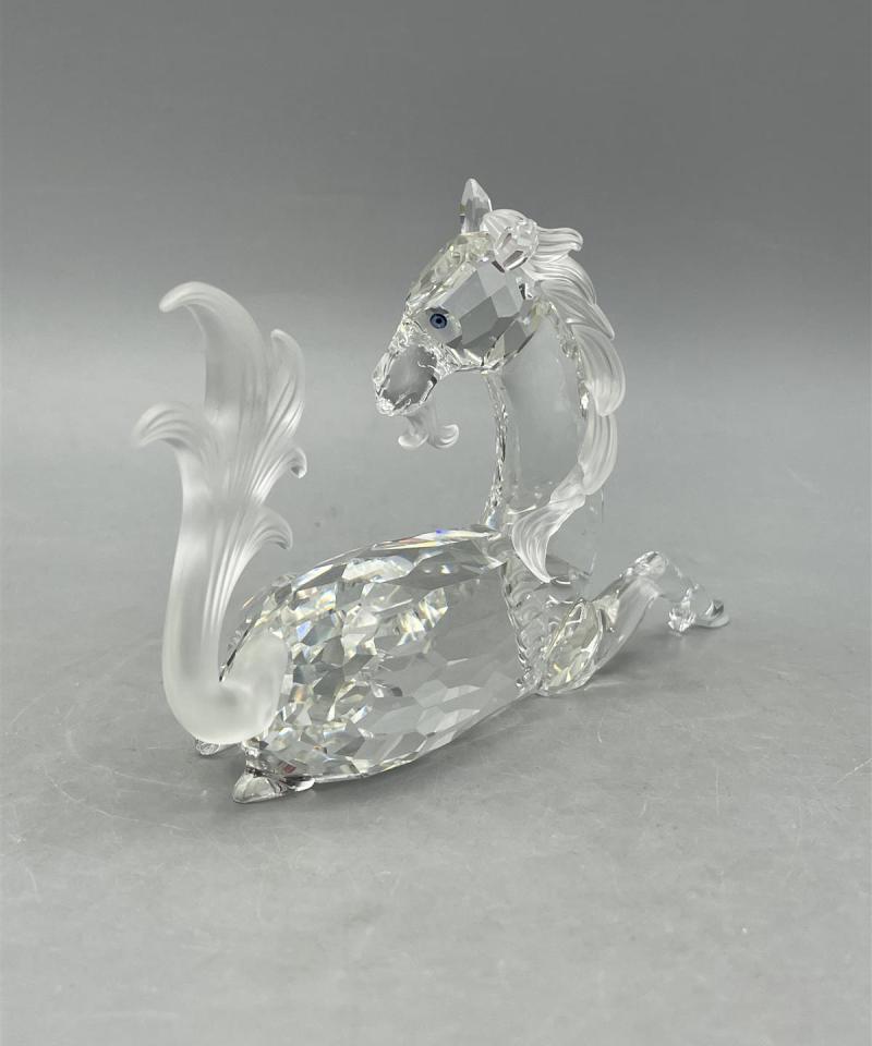 Swarovski kristalli yksisarvinen figuuri