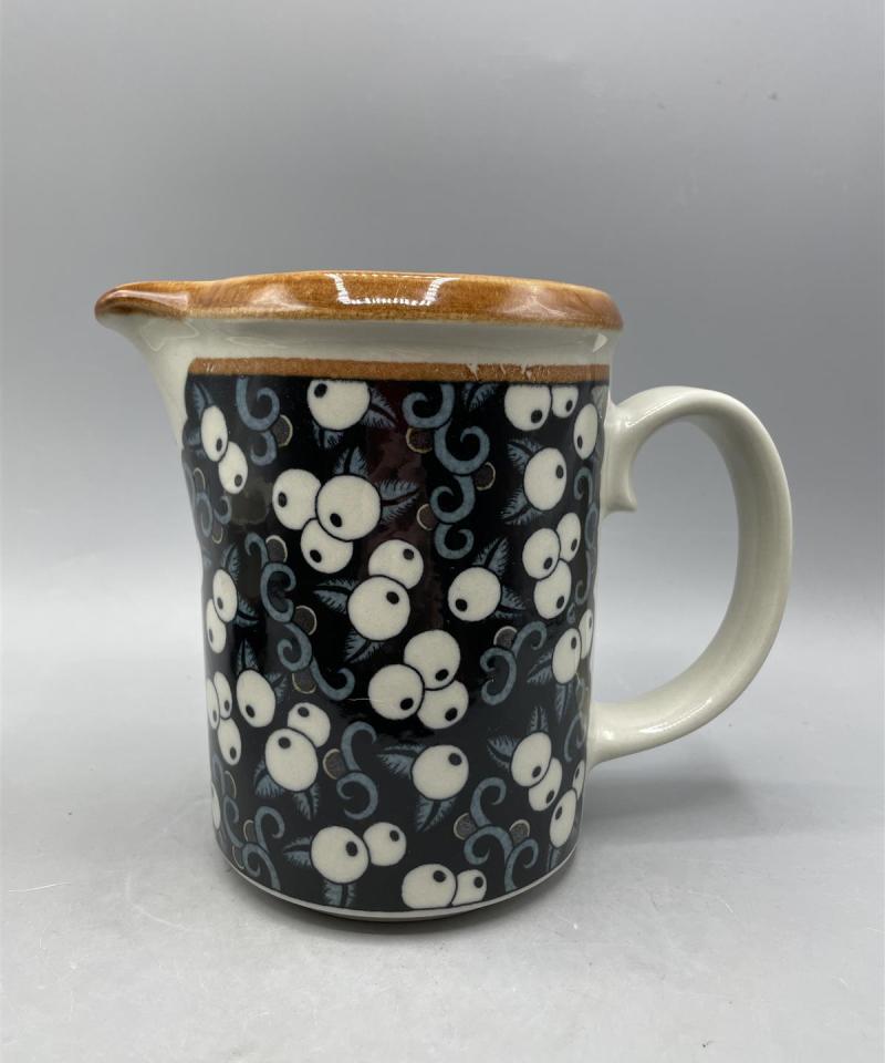 Arabia Taika kannu kaadin, Inkeri Seppälä