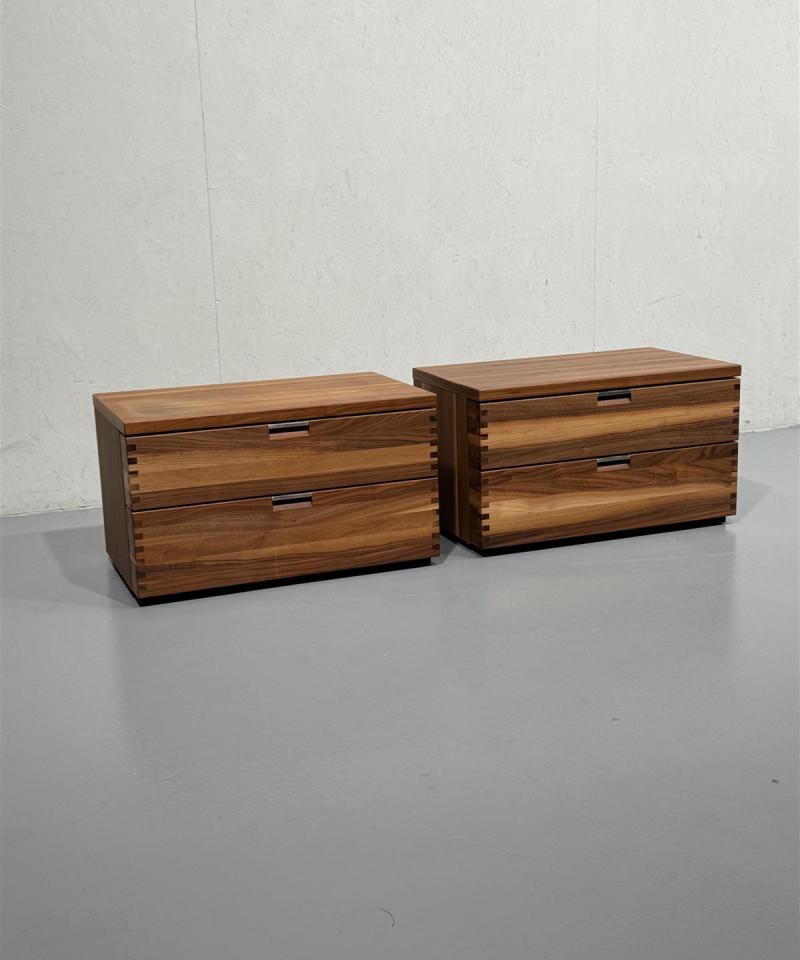 Hülsta Moderni yöpöytä (2kpl)