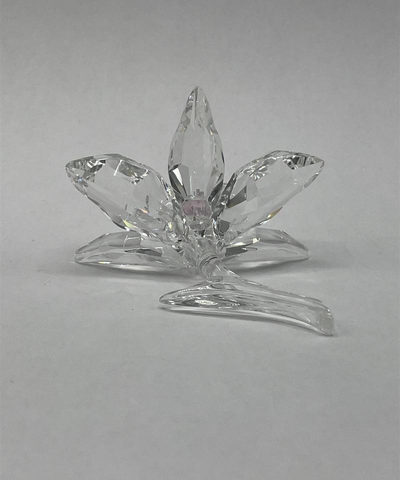 Swarovski kristalli orkidea figuuri
