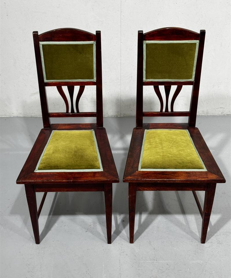 Klassiset puutuolit (2kpl)