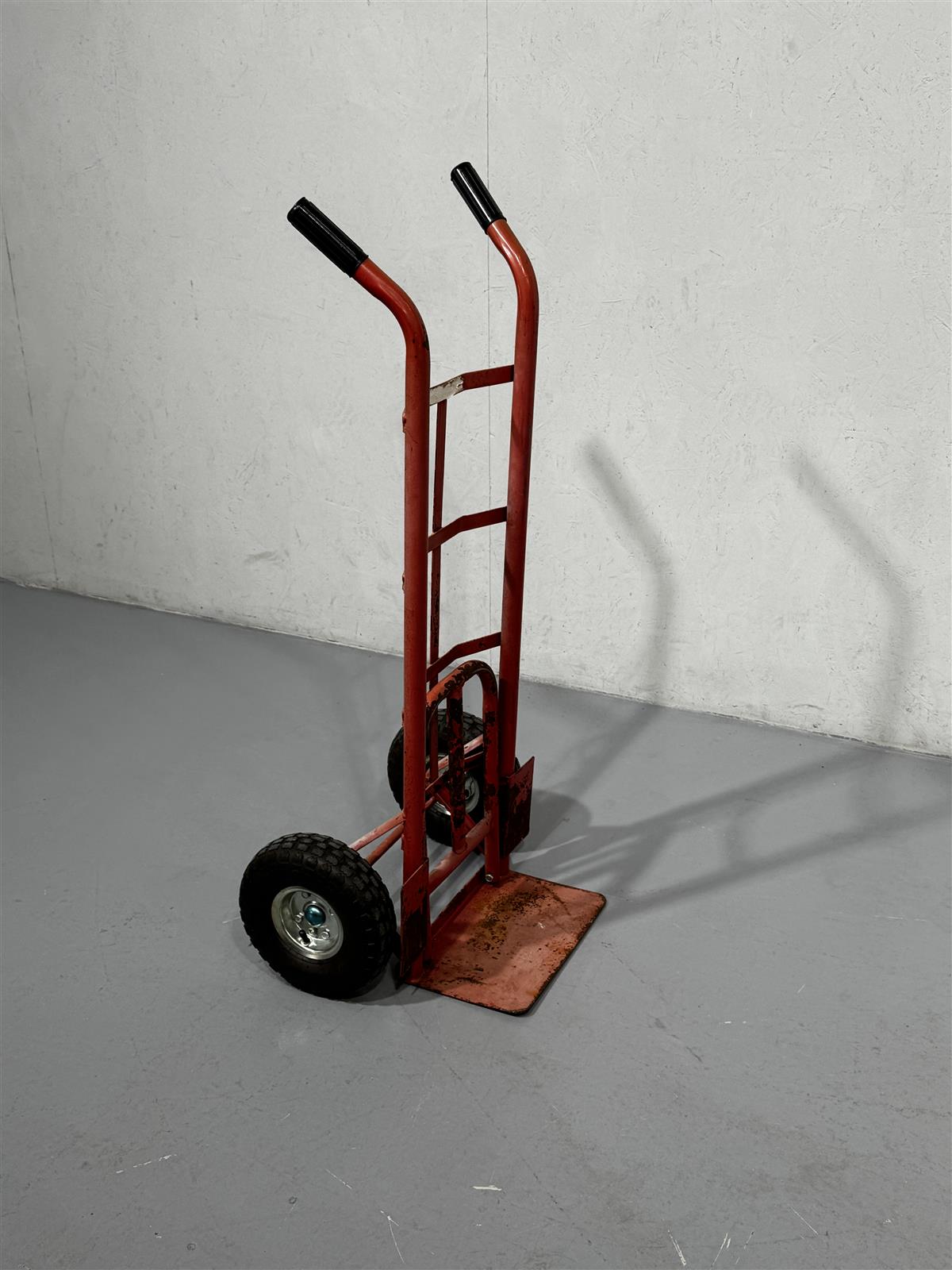 Nokkakärryt oranssi