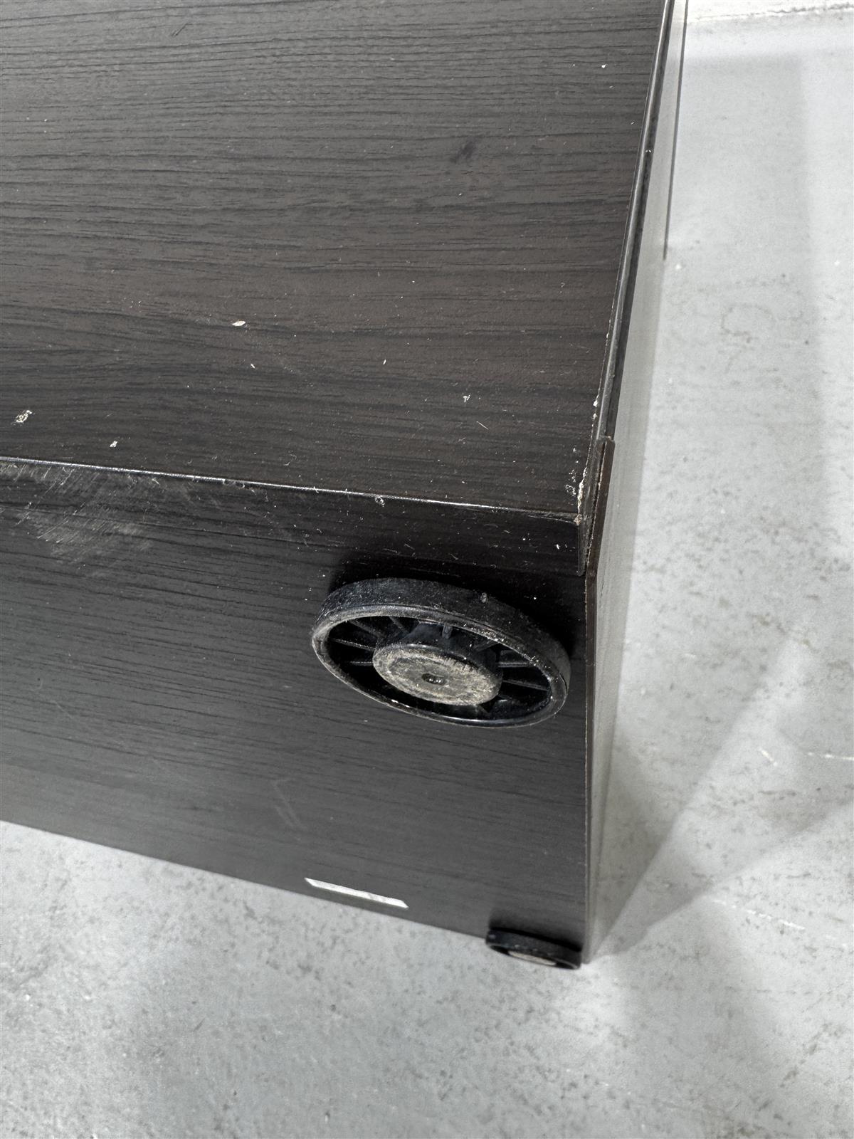 Ikea Bestå kaappi vetolaatikolla