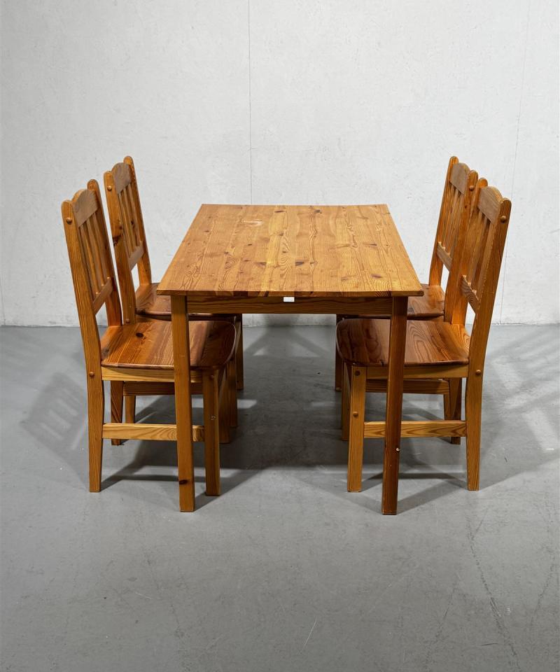 Ruokaryhmä pöytä ja tuolit (4kpl) mäntypuu