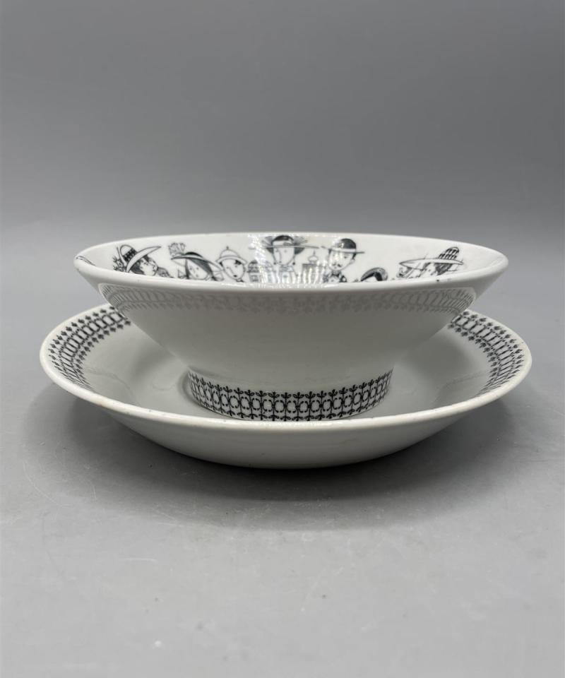 Arabia Emilia kulho ja aluslautanen, Raija Uosikkinen